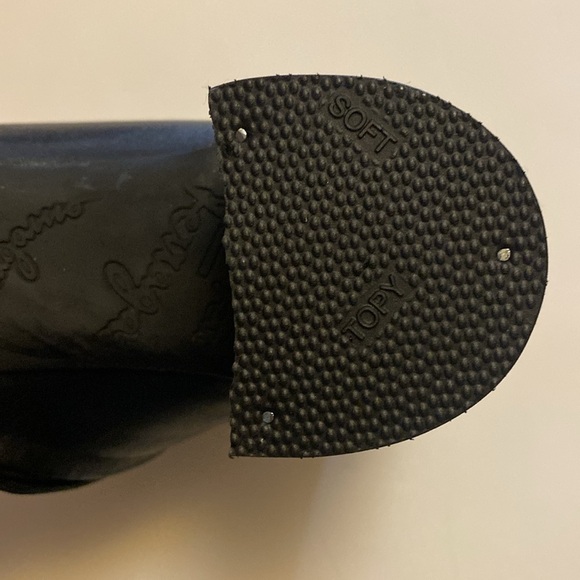 Salvatore Ferragamo Ghila Booties. With bag. New heels and newly polishe… - Picture 6 of 15